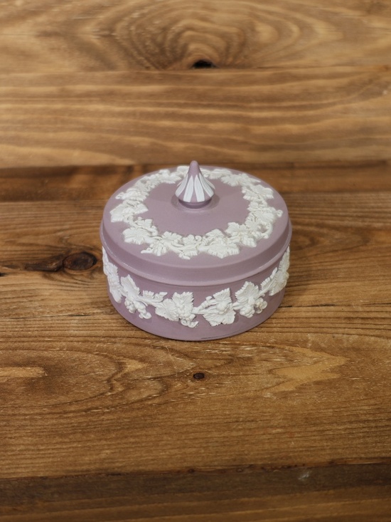 Wedgwood Other - Round Lid Purple Jewelry Trinket Box With Grapevine Bas Reliefs Lilac Wedgwood